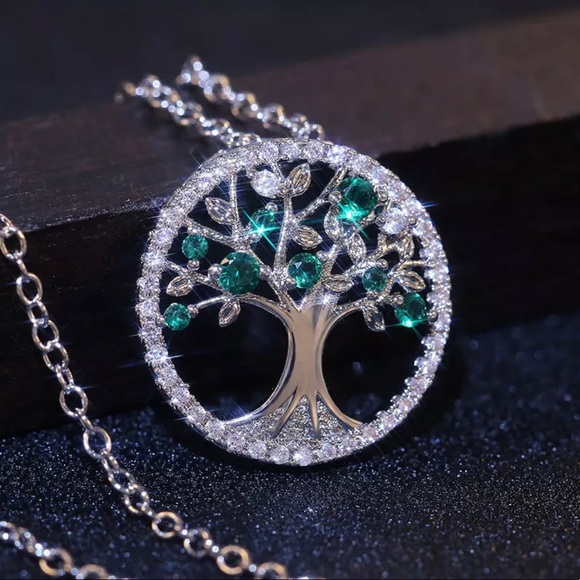 ✨Stunning Tree of Life Pendant✨ - Picture 3 of 8